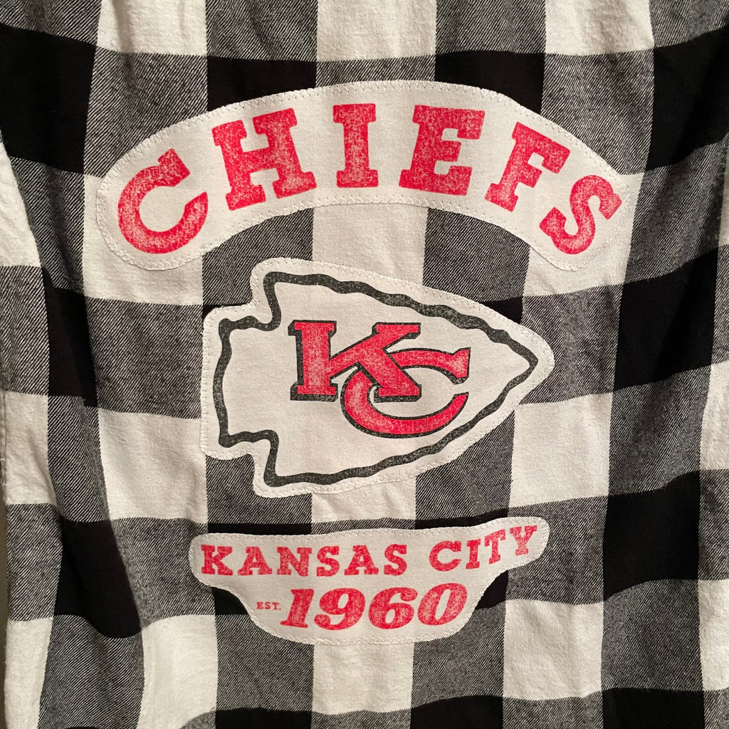 One of a Kind Kansas City Chiefs Black and White Plaid Flannel Button Front Shirt with Image XS